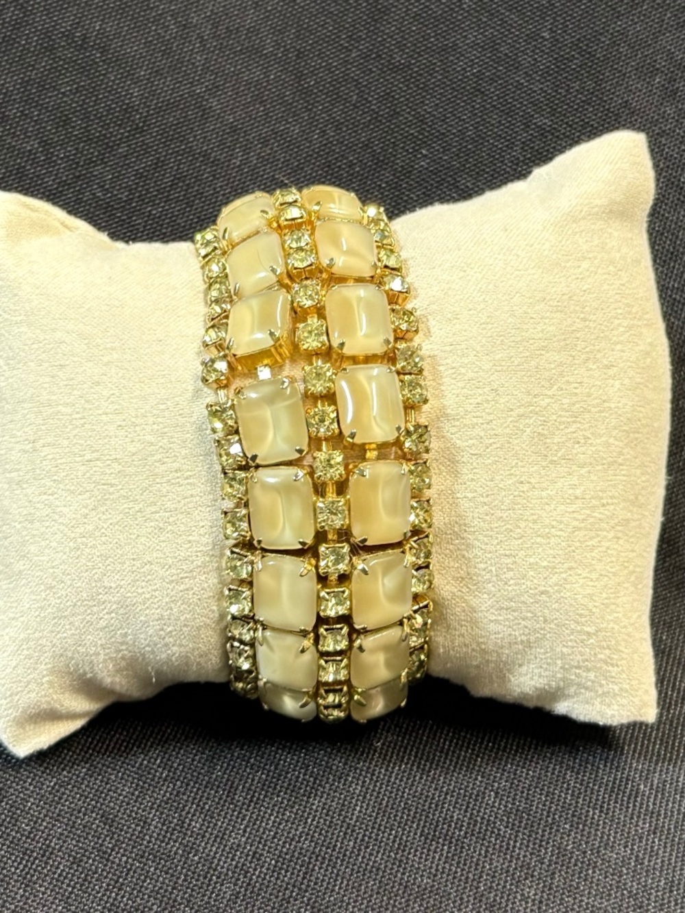 Juliana Style Vtg Bracelet Gold Tone w Beige Moonstones & Yellow Rhinestones